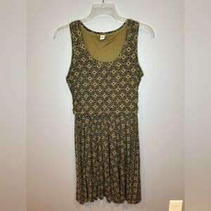 Old Navy Large Dress Black & Green Geometric Pattern